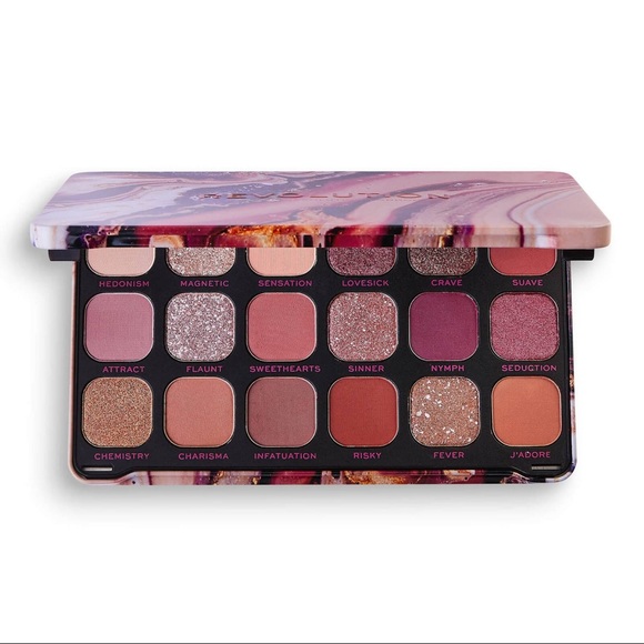 💋NEW IN BOX! REVOLUTION “FOREVER FLAWLESS” EYESHADOW PALETTE - Picture 1 of 4